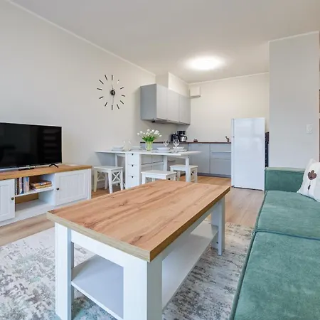 Plac Unii, Sun & Snow * גדינייה