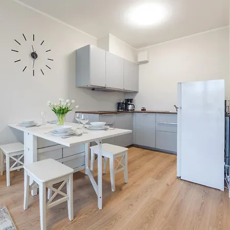 Plac Unii, Sun & Snow גדינייה